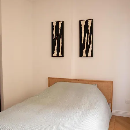 Au Bonheur De